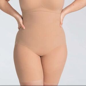 Honeylove Shapewear in Nude